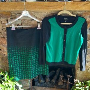 Talbots’s Black & Kelly Green Wool Skirt & Matching Sweater Set; Excellent Cond.
